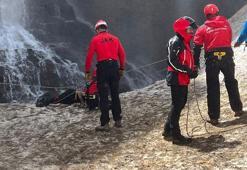 Bakan Yerlikaya, Hakkari'de doğa sporu yapan 4 kişiden 2'sinin öldüğünü açıkladı