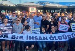 Kadıköy'de hayatını kaybeden Doğanay Güzelgün'ün sevenleri olay yerinde buluştu