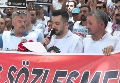 Sağlıkçılardan İstanbul İl Sağlık Müdürlüğü önünde eylem