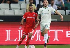 Antalyaspor'da Ghacha, Tunus'un Esperance takımına transfer oldu