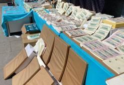 Fatih'te sahte dolar operasyonunda ele geçirilenler sergilendi