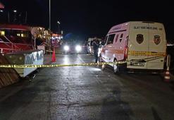 Elinde çiçekle yürüyen kadın silahlı saldırıda yaralandı