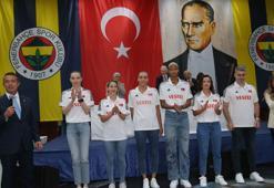 Filenin Sultanları, Fenerbahçe Kulübü Olağan Yüksek Divan Kurulu toplantısında alkışlandı