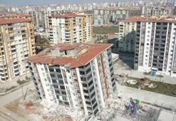 Malatya'da yüksek katlı ağır hasarlı binalar, patlatılarak yıkılacak