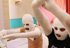 Otomobilde çakmak gazı tüpü patladı; 2 yaralı