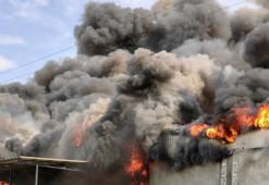 1 milyar liralık kıvılcım; 40 ton köpük, 20 bin ton su ile söndürüldü