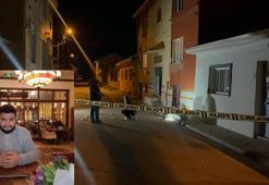 Üvey ağabeyini, annesine olan borcunu ödemediği için öldürmüş