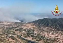 İtalya’nın Sardinya adasında orman yangını