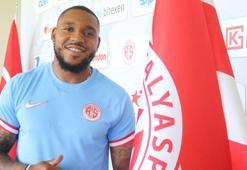 Assombalonga 1+1 yıllığına Antalyaspor'da