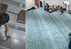İstanbul Havalimanın'da bulunan mescitte yaşanan hırsızlık olayı kameraya yansıdı