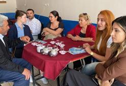 Türk ve İsviçreli kadınlar, Kars'ın kahvehanelerinde erkeklerle 'eşitlik' sohbeti düzenledi