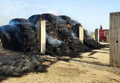 Traktörde çıkan yangın 150 ton saman balyasını küle çevirdi; o anlar kamerada
