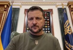 Zelenski, askere alım şeflerinin hepsini görevden aldı