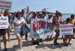Çeşme'de 'Havlunu al da gel' eylemi