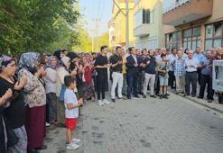 Annesi ve anneannesini öldürüp, ceset parçalarını camdan attı