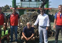 Bodrum'da denizin dibinde tonoz ve çapa temizliği