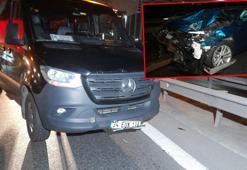 Maddi hasarlı kaza sonrası otomobilinden inen sürücüye, arkadan gelen minibüs çarptı