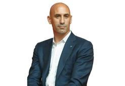 İspanya Futbol Federasyonu Başkanı Luis Rubiales, istifa etmeyeceğini açıkladı