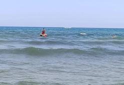 Kandıra'da 'mavi bayraklı' plajlar hariç denize girmek yasaklandı