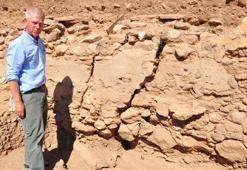 Paranın ilk kez basıldığı Sardes Antik Kenti'nin altında fay hattı tespit edildi