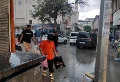 İranlı turistler sağanağa hazırlıksız yakalandı