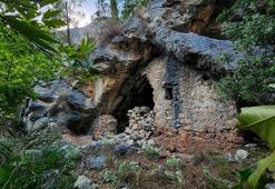 Karanlıkdere'deki gizemli manastır kurtarılmayı bekliyor