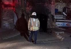 Beyoğlu'nda bulunan tarihi Kurşunlu Han'da yangın