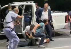 Yurt dışına kaçmaya çalışan örgüt liderine havalimanında gözaltı