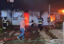 Bursa'da mobilya imalathanesindeki yangın korkuttu; 3 kişi dumandan etkilendi