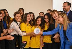 Demirören Medya Lisesi'nde ilk ders zili çaldı