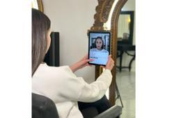 Vodafone Business, ‘Dijital Ayna’ ile makyaj ve teknolojiyi birleştirdi