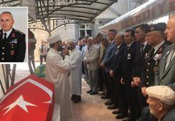 Kalp krizinden ölen albay, son yolculuğuna uğurlandı