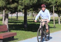 Büyükelçi Landrut, iklim değişikliği farkındalığı için pedal çevirdi