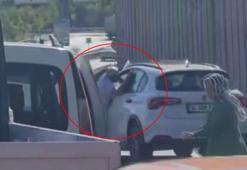 Kağıthane'de trafikte bıçaklı yol kavgası