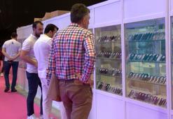 Guinness rekoru kıran telefon koleksiyonunun sergisi açıldı
