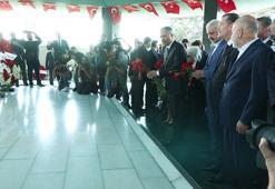 Adnan Menderes mezarı başında anıldı