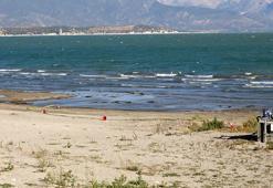 Eğirdir Gölü'nde el bombaları bulundu