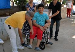 Mustafa’ya çalınan akülü sandalyesinin yerine yenisi verildi, eğitimine devam edebilecek