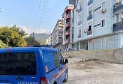 Uyuşturucu şüphelisi jandarmalara ateş açtı: 1 astsubay şehit, 1'i teğmen, 2 yaralı