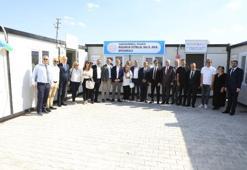 Depremde yıkılan okul yerine konteyneri yapıldı; eğitim devam ediyor