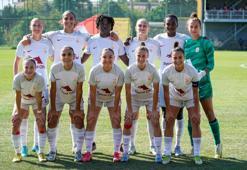 Petrol Ofisi, yeni sezonda da Galatasaray Kadın Futbol Takımı’nı destekliyor