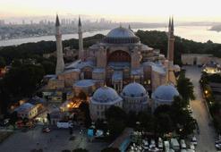 Ayasofya Camii'nin ahşap kapısının kırılması davası