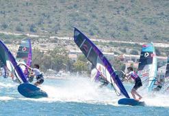 Alaçatı Wind Fest'te Alaçatı'nın rüzgarı çocuk ve gençler için esmeye devam ediyor