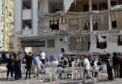 Depremde 96 kişinin öldüğü Alpargün Apartmanı enkazında anma
