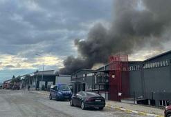 Uşak'ta iplik fabrikasında yangın
