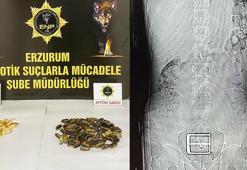 İranlı şüphelinin mide ve bağırsağından uyuşturucu çıktı