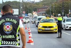Eminönü’nde kısa mesafeye fahiş fiyat isteyen taksicilere ceza yağdı