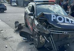 Ataşehir'de şüphelendiği motosikleti kovalayan polis başka bir araca çarptı: 2 yaralı