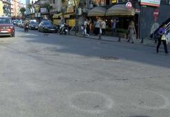 Pendik'te mahalleli kazaların önlenmesi için trafik ışığı ve kasis istiyor