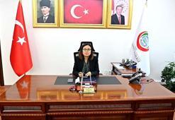 Çalışma yaşamına hemşire olarak başladı, hayatının kırılma noktası valiliğe taşıdı